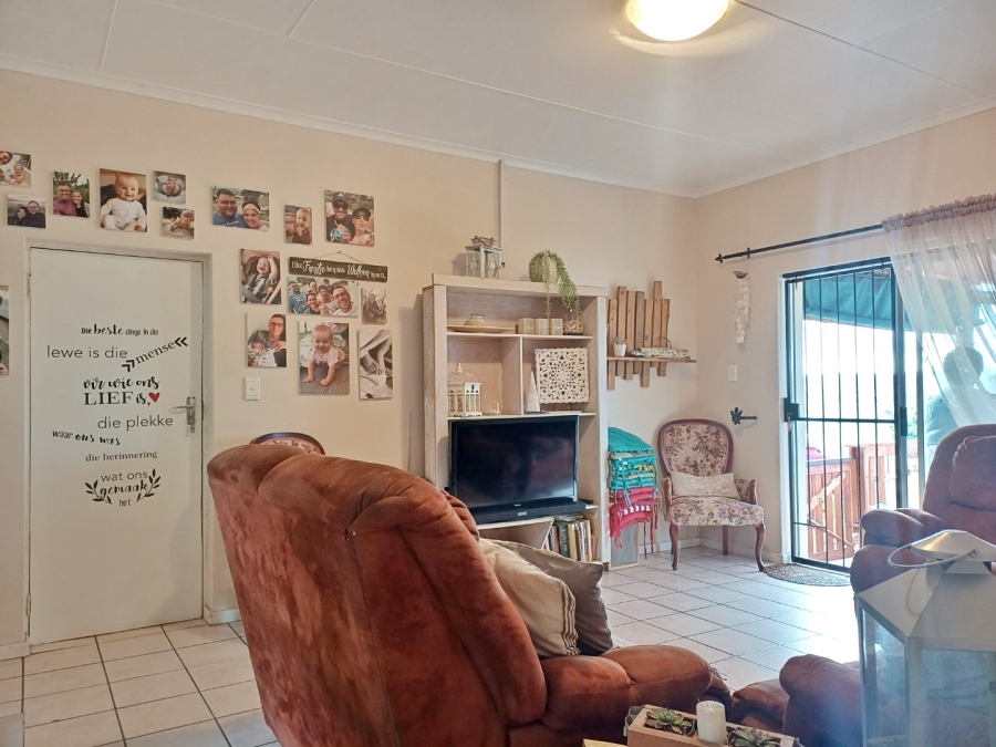 3 Bedroom Property for Sale in Fraaiuitsig Western Cape
